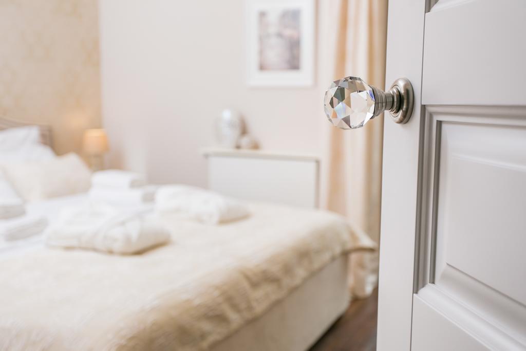 Executive 2-Bedroom Apartment 克拉科夫 外观 照片