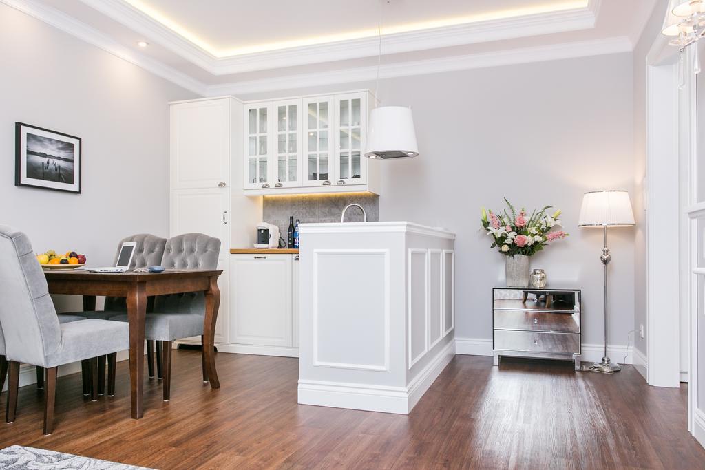 Executive 2-Bedroom Apartment 克拉科夫 外观 照片